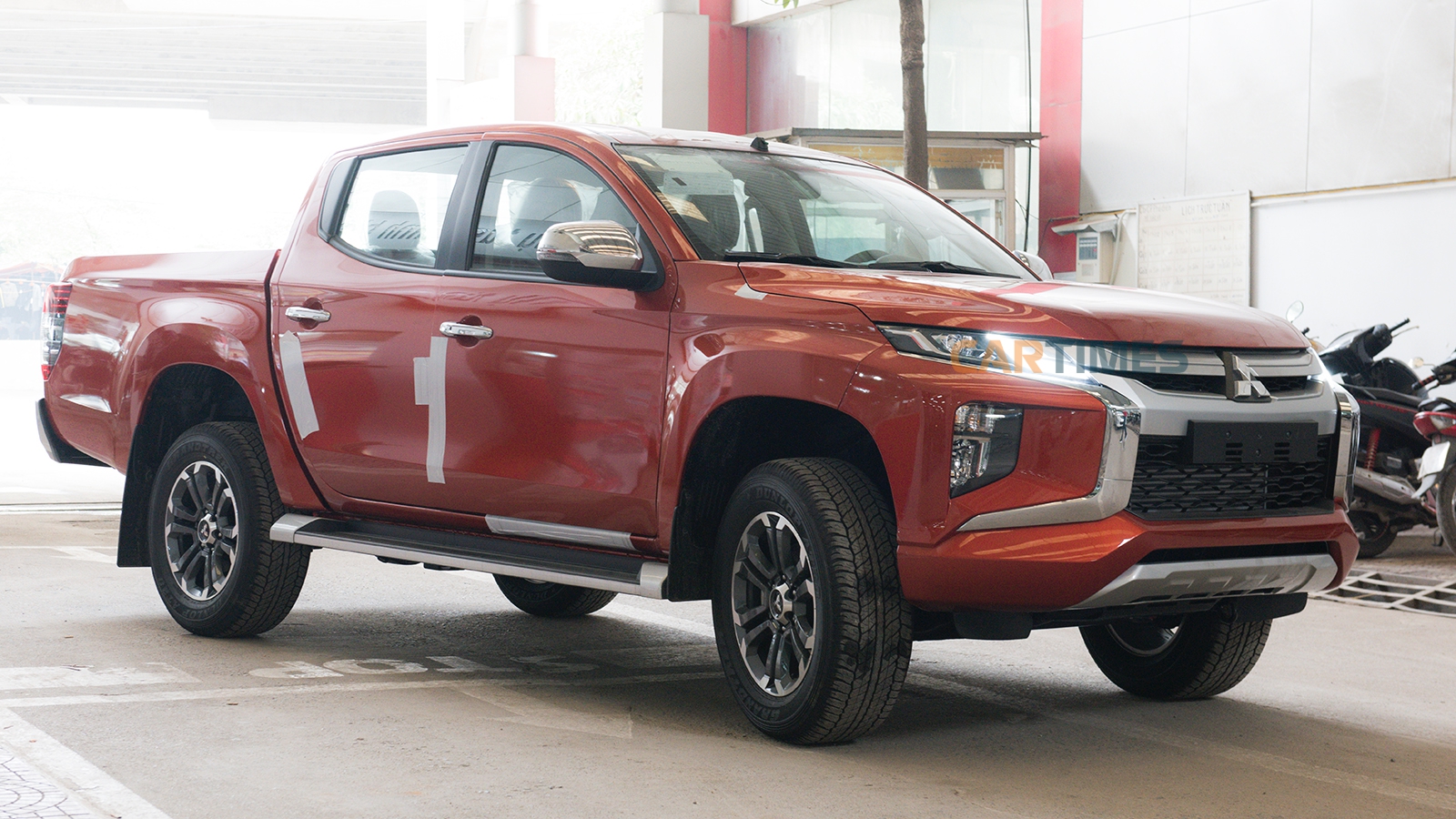 mau xe canh tranh truc tiep voi ford ranger mitsubishi triton 2019 lot xac hoan toan so voi phien ban tien nhiem